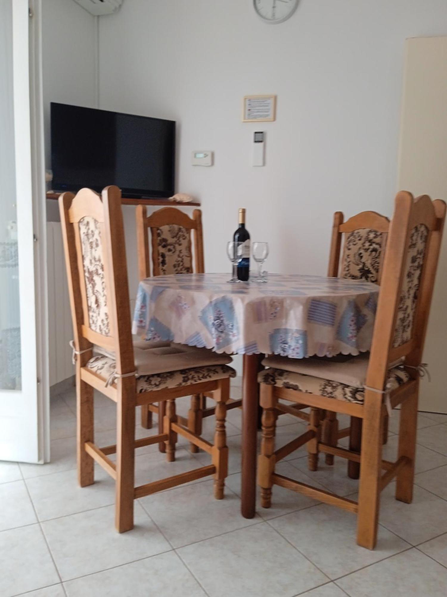 Apartmani Vesna Lun  Kültér fotó